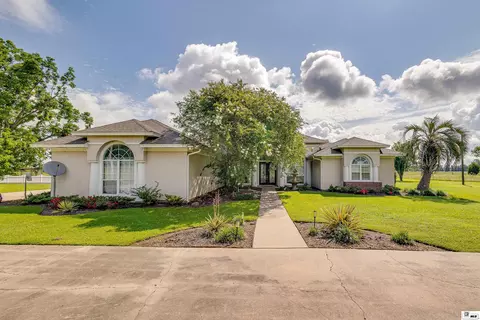 1577 S Blankston Rd, Columbia, LA 71418