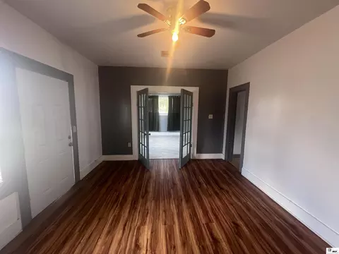 Living - 706 Bres Ave, Monroe, LA 71201 photo 6 of 8