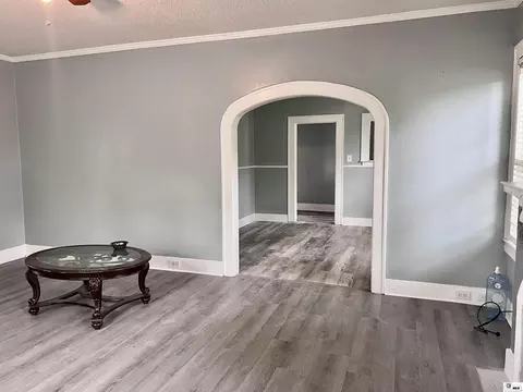 Living - 706 Bres Ave, Monroe, LA 71201 photo 3 of 8