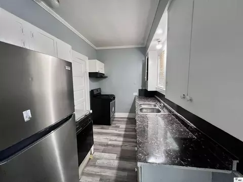 Kitchen - 706 Bres Ave, Monroe, LA 71201 photo 2 of 4
