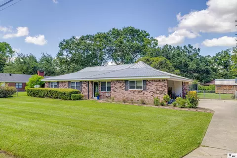 101 Trezevant St, Sterlington, LA 71280