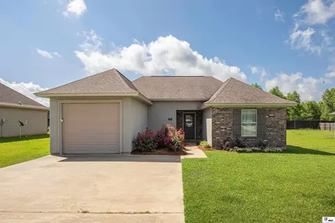 172 Meadows Dr, Choudrant, LA 71227