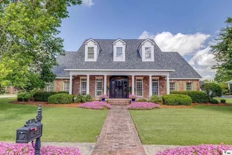4 Melrose Ct, Monroe, LA 71203