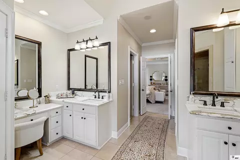 Bath - 4 Melrose Ct, Monroe, LA 71203 photo 2 of 7