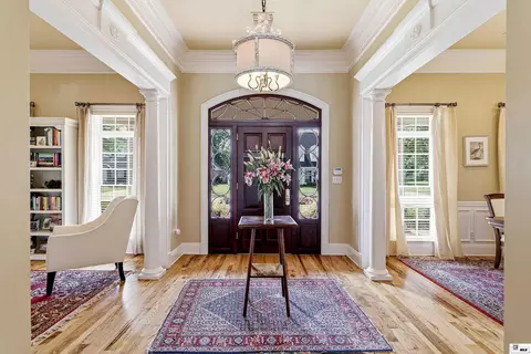 Entry Way - 4 Melrose Ct, Monroe, LA 71203 photo 1 of 1