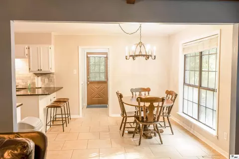 Dining - 1610 Furman St, Ruston, LA 71270 photo 1 of 2
