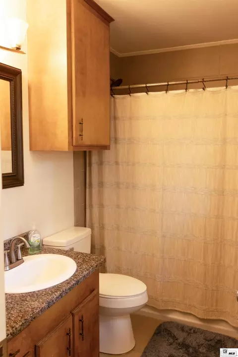 Bath - 1610 Furman St, Ruston, LA 71270 photo 2 of 2