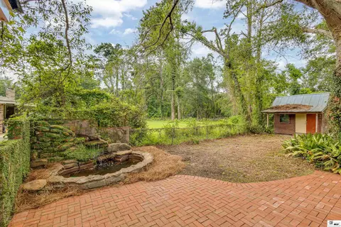 Exterior - 309 Fortune Dr, Monroe, LA 71203 photo 4 of 8