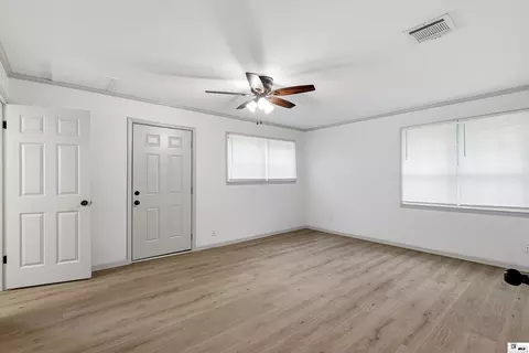 Living - 309 Fortune Dr, Monroe, LA 71203 photo 8 of 8