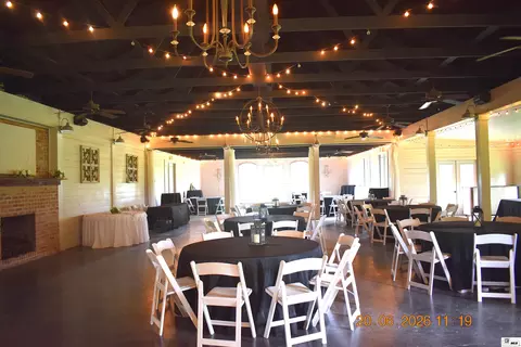 5868 Mer Rouge Rd, Bastrop, LA 71220