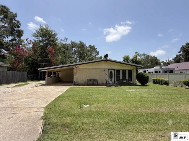 207 E College St, Delhi, LA 71232