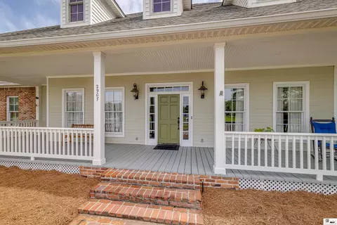 Exterior - 2907 Deborah Dr, Monroe, LA 71201 photo 4 of 10
