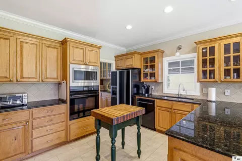 Kitchen - 2907 Deborah Dr, Monroe, LA 71201 photo 2 of 4