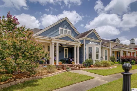 201 Augusta Dr, Calhoun, LA 71225 photo 2