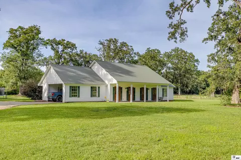 140 Sycamore Ln, Winnsboro, LA 71295