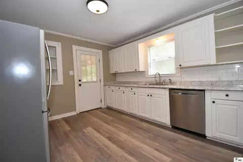 Kitchen - 1521 Cooktown Rd, Ruston, LA 71270 photo 1 of 2
