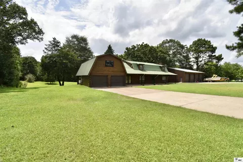 Exterior - 4926 Highway 145, Choudrant, LA 71227 photo 2 of 6