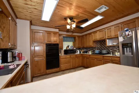 Kitchen - 4926 Highway 145, Choudrant, LA 71227 photo 2 of 3