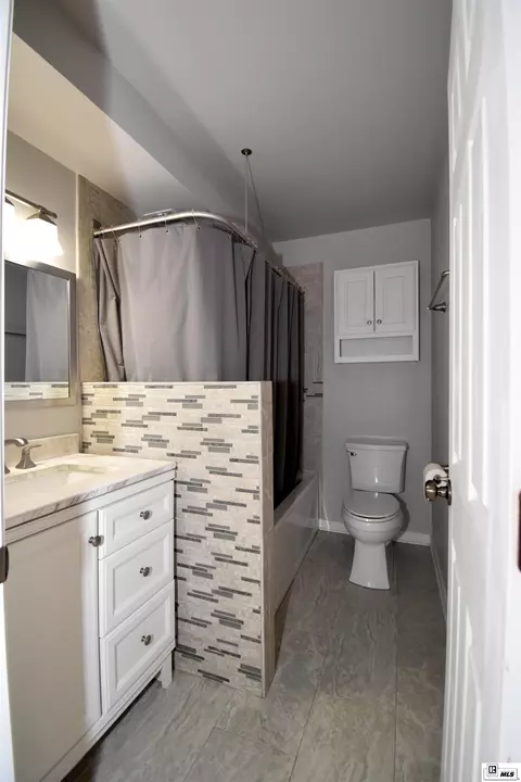 Bath - 333 Hodges Rd, Ruston, LA 71270 photo 2 of 3
