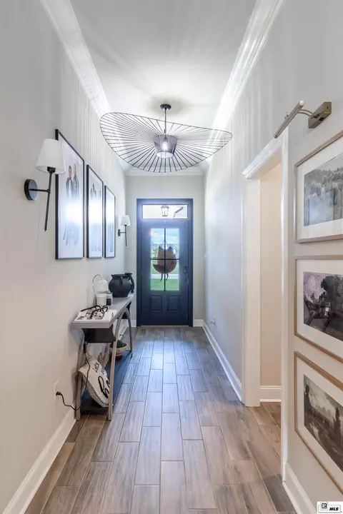 Entry Way - 100 Pine Lake Rd, Calhoun, LA 71225 photo 2 of 2