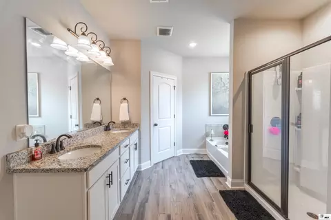 Bath - 100 Pine Lake Rd, Calhoun, LA 71225 photo 1 of 4