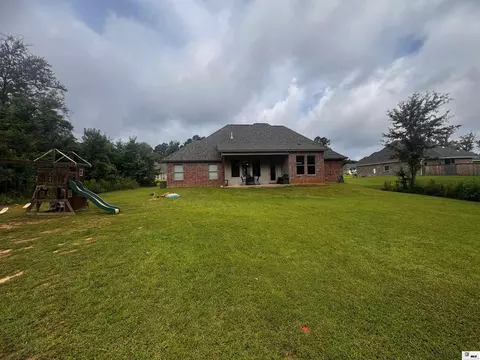 Exterior - 273 Oak Alley Dr, Ruston, LA 71270 photo 3 of 4