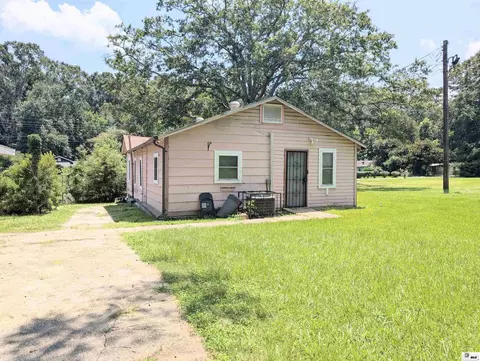 Exterior - 1406 Lee Ave, Bastrop, LA 71220 photo 3 of 4
