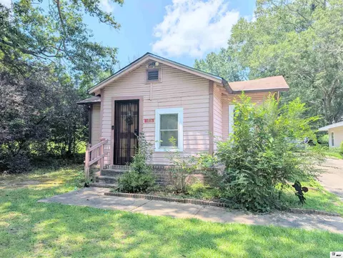 Exterior - 1406 Lee Ave, Bastrop, LA 71220 photo 2 of 4