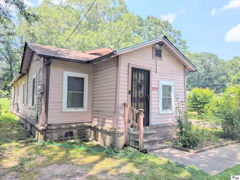 Exterior - 1406 Lee Ave, Bastrop, LA 71220 photo 1 of 4