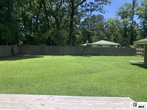 Exterior - 102 Belle Haven Dr, Ruston, LA 71270 photo 4 of 7