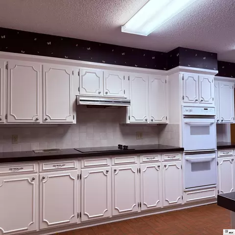 Kitchen - 2305 N Vienna St, Ruston, LA 71270 photo 2 of 5