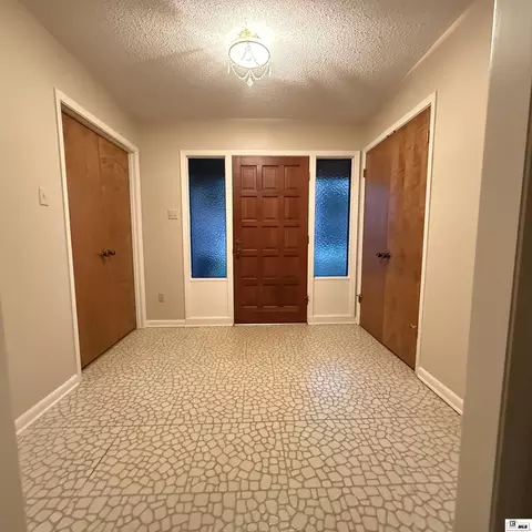 Entry Way - 2305 N Vienna St, Ruston, LA 71270 photo 1 of 1