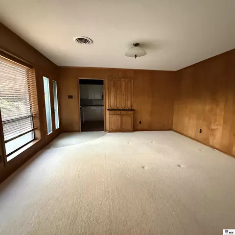 Living - 2305 N Vienna St, Ruston, LA 71270 photo 3 of 7