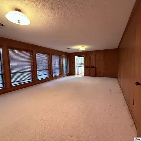 Living - 2305 N Vienna St, Ruston, LA 71270 photo 4 of 7