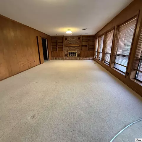 Living - 2305 N Vienna St, Ruston, LA 71270 photo 7 of 7