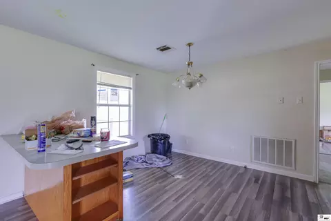 Dining - 1948 Harmon Johnson Rd, Monroe, LA 71202 photo 1 of 1