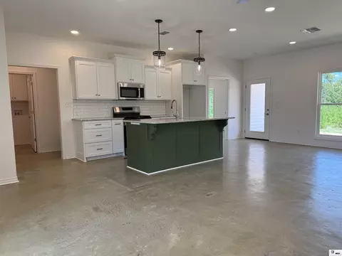Kitchen - 2904 Sequoia Ave, Ruston, LA 71270 photo 2 of 3