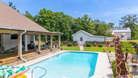 Exterior - 330 Harrell Rd, West Monroe, LA 71291 photo 6 of 9