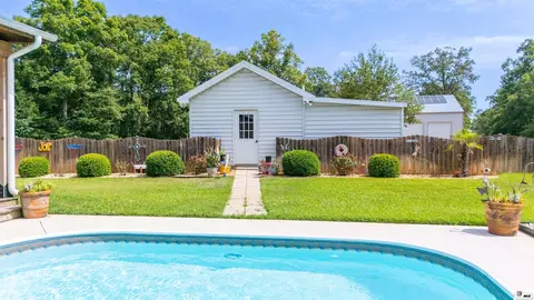 Exterior - 330 Harrell Rd, West Monroe, LA 71291 photo 5 of 9