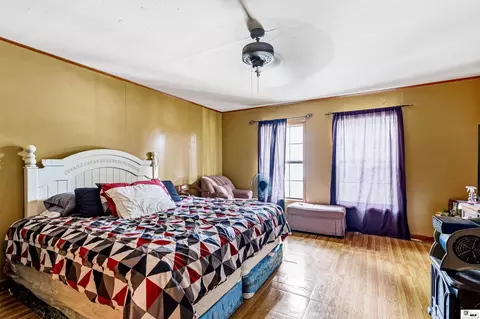 Bedroom - 910 Larche Ln, Bastrop, LA 71220 photo 4 of 4