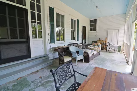 Exterior - 1202 Riverside Dr, Monroe, LA 71201 photo 11 of 13
