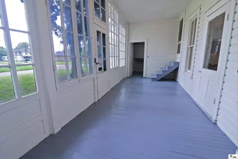 Exterior - 1202 Riverside Dr, Monroe, LA 71201 photo 5 of 13