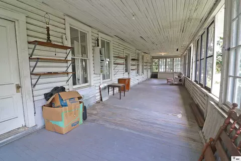 Exterior - 1202 Riverside Dr, Monroe, LA 71201 photo 7 of 13