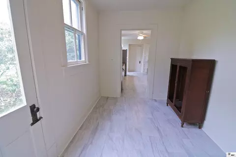 Entry Way - 1202 Riverside Dr, Monroe, LA 71201 photo 1 of 2