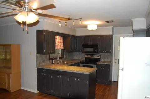 Kitchen - 312 Dewing St, Bastrop, LA 71220 photo 2 of 2