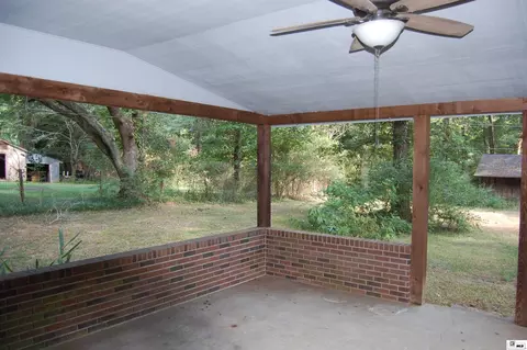 Exterior - 312 Dewing St, Bastrop, LA 71220 photo 5 of 8