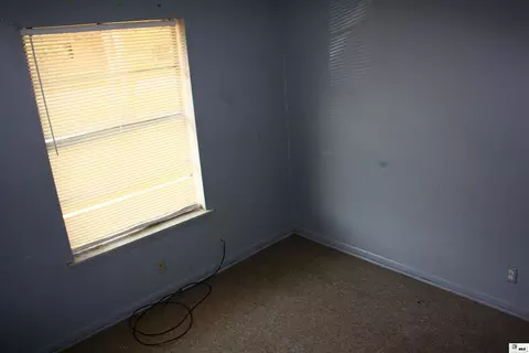Bedroom - 212 Eisenhower Dr, Monroe, LA 71203 photo 2 of 7