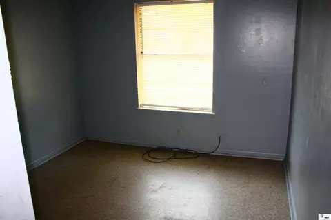 Bedroom - 212 Eisenhower Dr, Monroe, LA 71203 photo 1 of 7