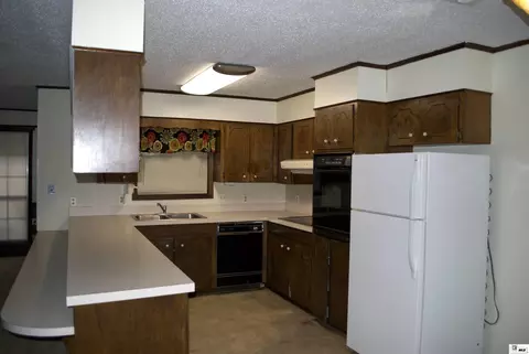 Kitchen - 1602 Bruin St, Ruston, LA 71270 photo 1 of 1
