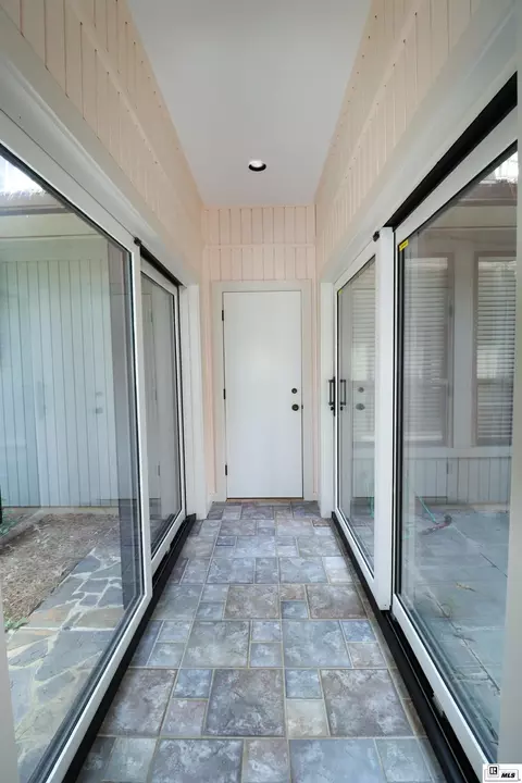 Entry Way - 109 Llanfair Dr, Ruston, LA 71270 photo 8 of 9